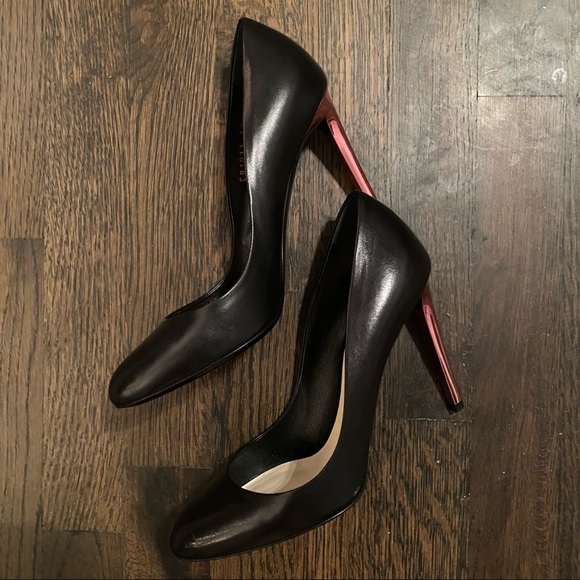 Christian Dior Pumps - Picture 1 of 2